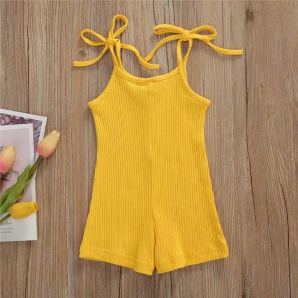 ☀️ Summer yellow‎ 3 faux button tank romper, size 12-18 months - Picture 4 of 7